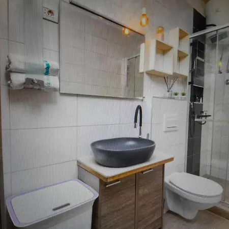 Roza Apartman